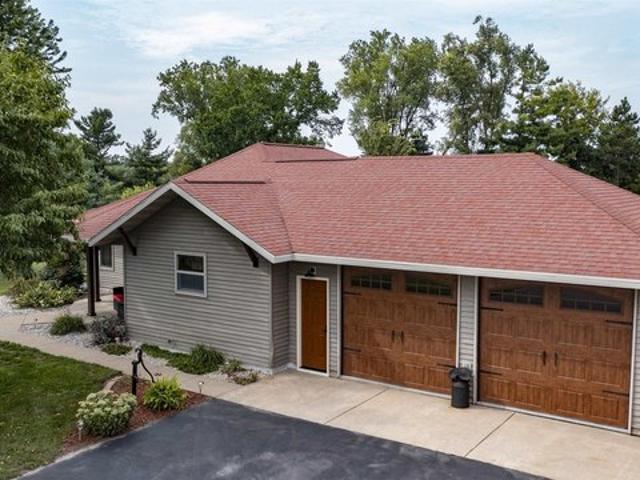 House for sale in Waupaca, Wisconsin