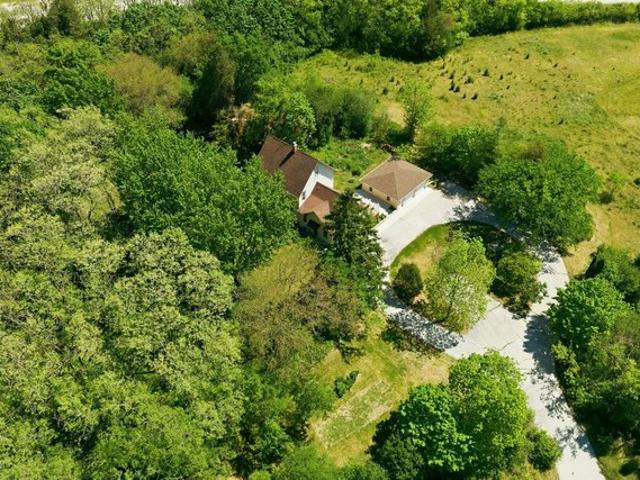 House for sale in Hartland, Wisconsin