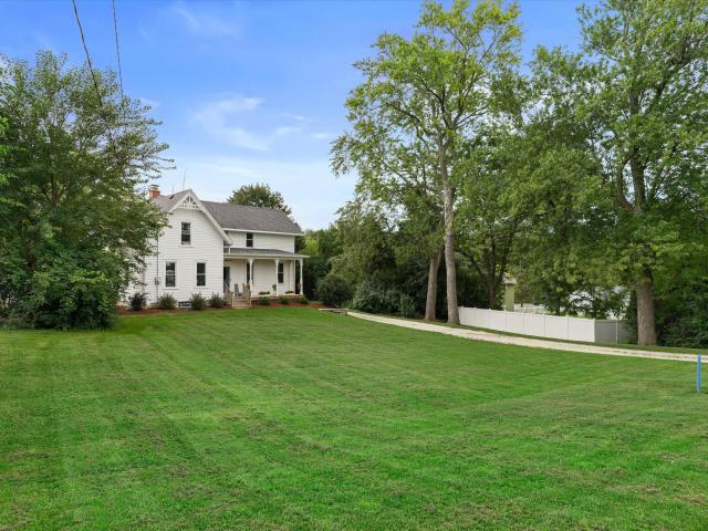 House for sale in Pewaukee, Wisconsin
