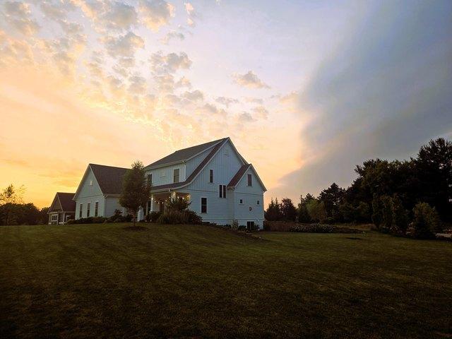 House for sale in Hartland, Wisconsin