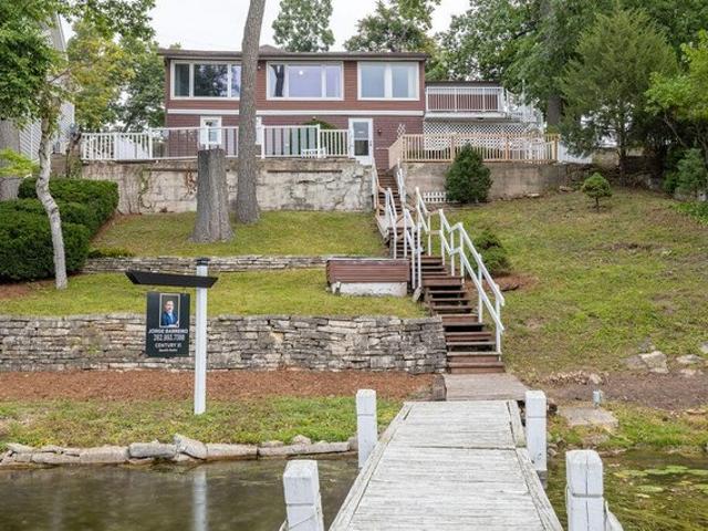 House for sale in Oconomowoc, Wisconsin