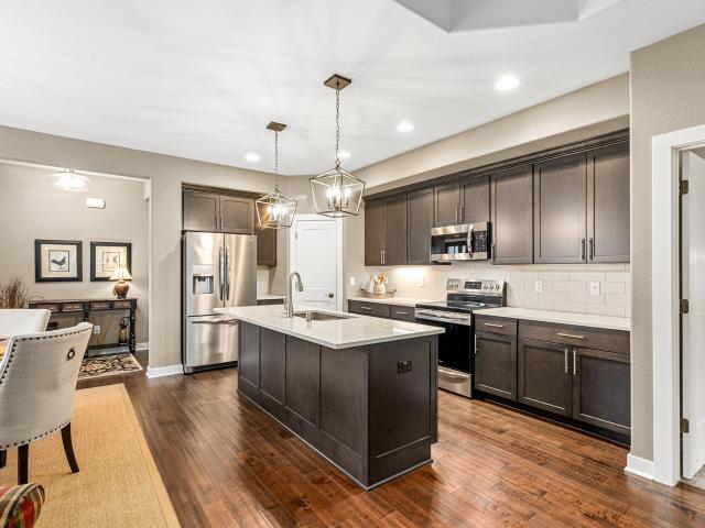 Condo for sale in Okauchee Lake, Waukesha County