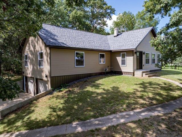 House for sale in Juneau, Wisconsin