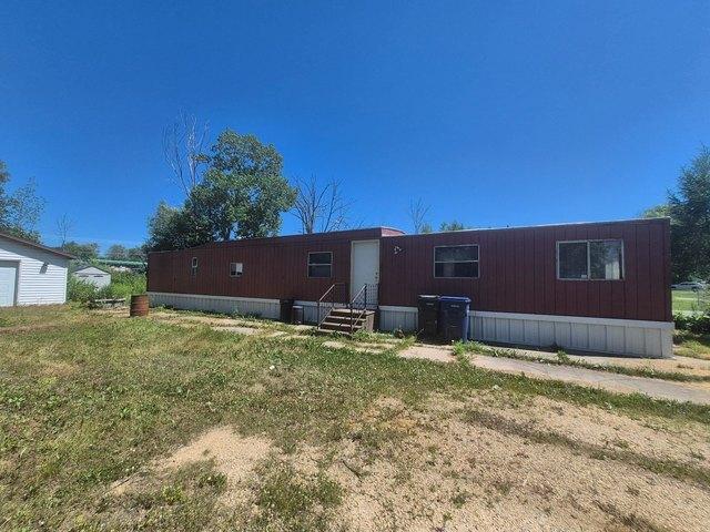 House for sale in Cecil, Wisconsin