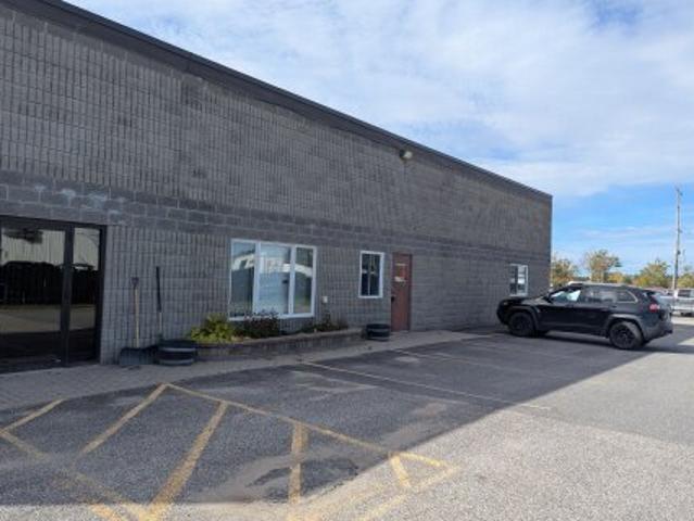 Office for rent in Muskoka, Ontario