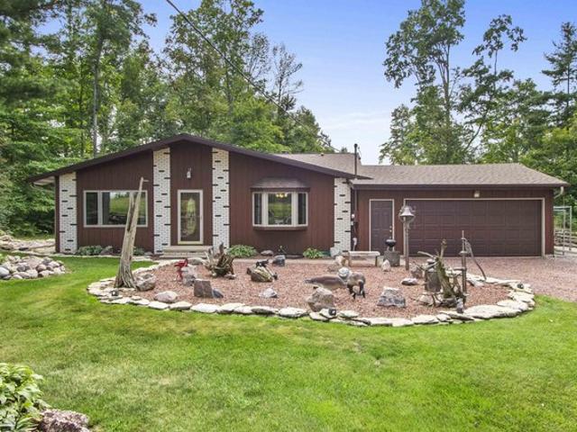 House for sale in Black Creek, Wisconsin