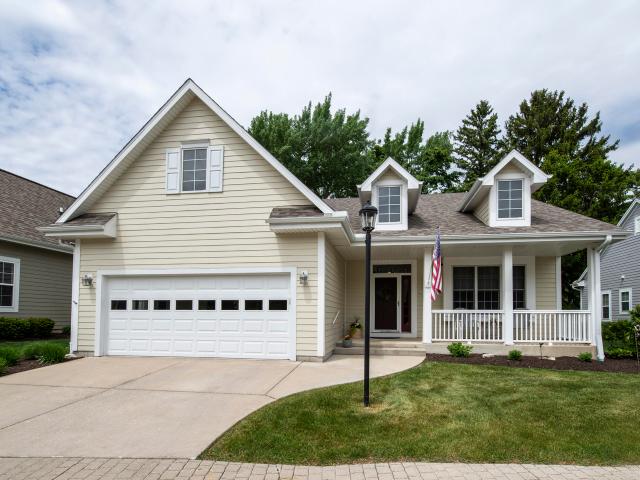 Condo for sale in Sussex, Wisconsin