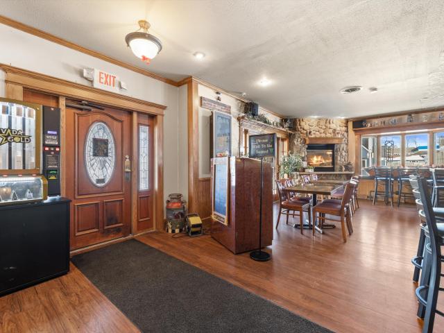 Commercial for sale in Oconomowoc, Wisconsin