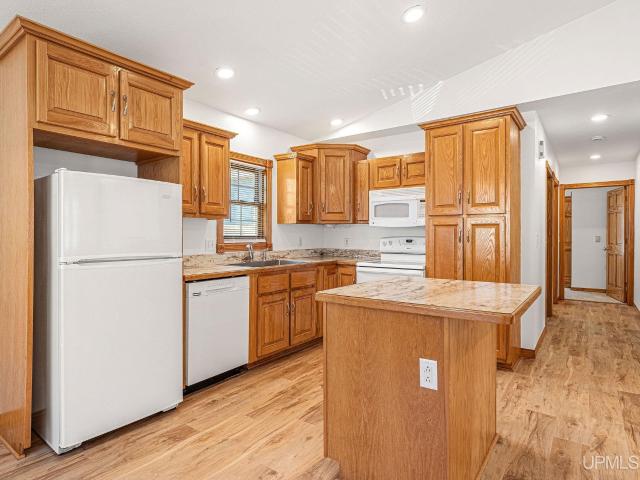 Condo for sale in Munising, Michigan