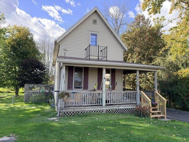 House for sale in Algoma, Kewaunee County