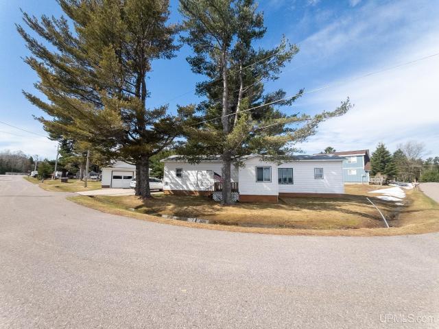 House for sale in Au Train, Michigan