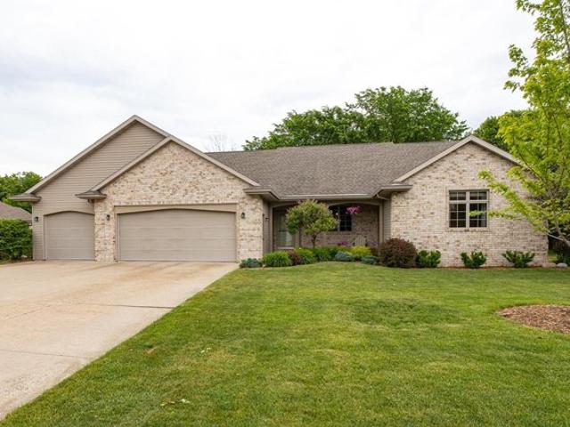 House for sale in Sherwood, Wisconsin