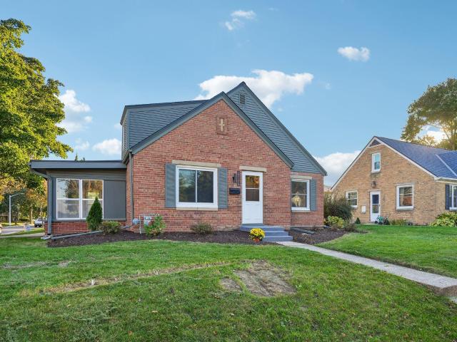 House for sale in Cedarburg, Ozaukee County