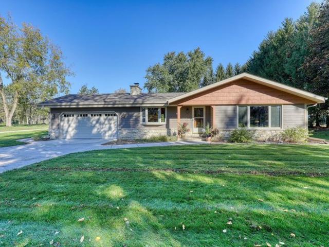 House for sale in Hartland, Waukesha County