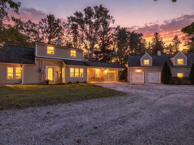 House for sale in Menomonee Falls, Waukesha County