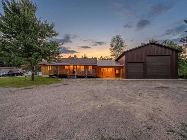 House for sale in Crivitz, Wisconsin