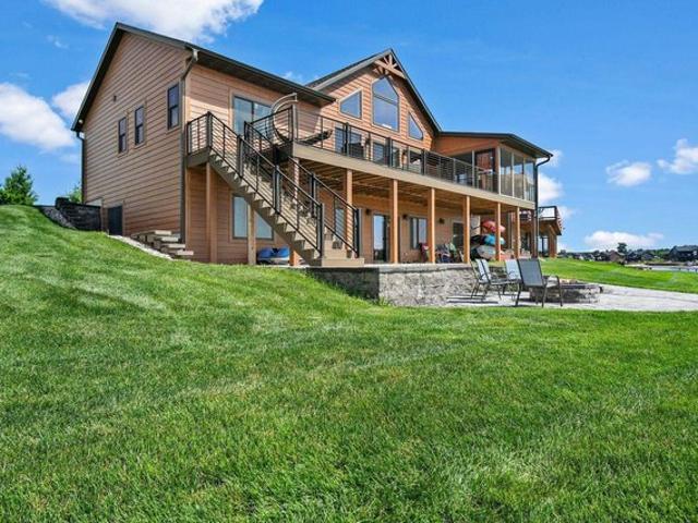 House for sale in Juneau, Wisconsin