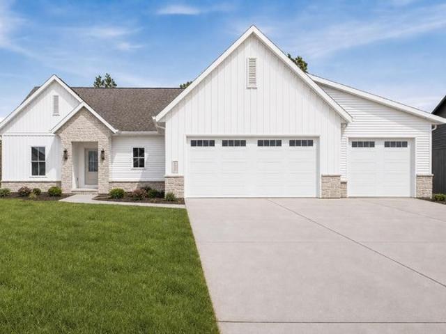 House for sale in Menasha, Winnebago County