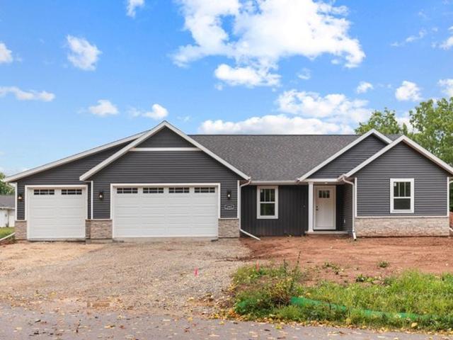 House for sale in Menasha, Winnebago County