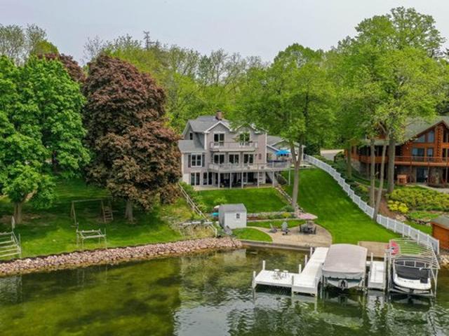 House for sale in East Troy, Wisconsin