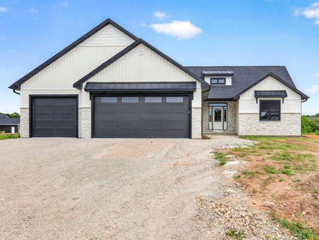 House for sale in Hortonville, Outagamie County