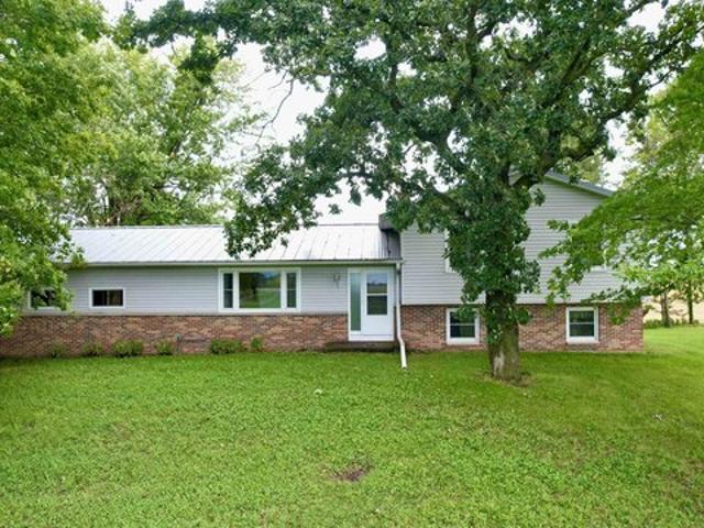 House for sale in Beaver Dam, Wisconsin
