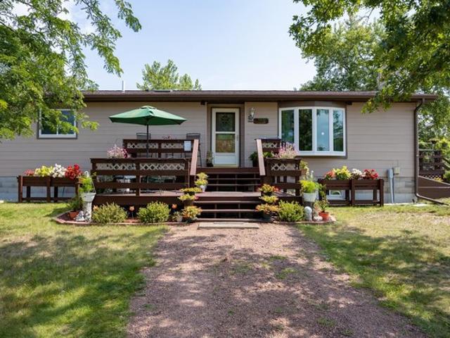 House for sale in Juneau, Wisconsin