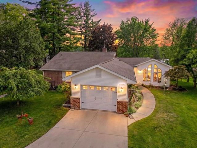 House for sale in Menominee, Michigan