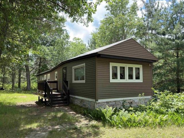House for sale in Juneau, Wisconsin