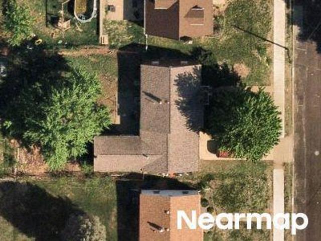 House for sale in Pekin, Illinois