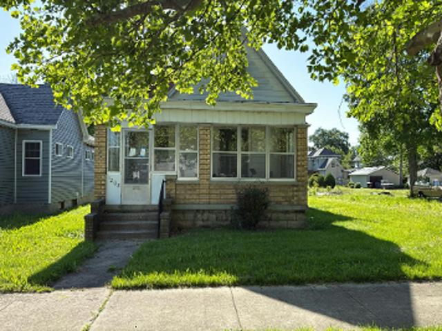 House for sale in Terre Haute, Indiana