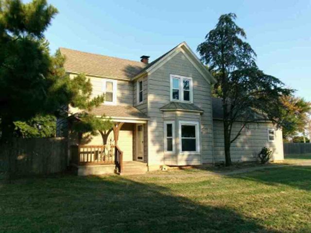 House for sale in Tonkawa, Kay County