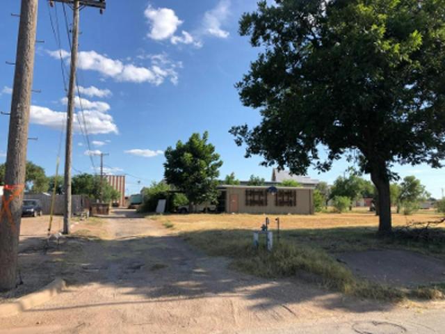 Land for sale in Taylor, Texas