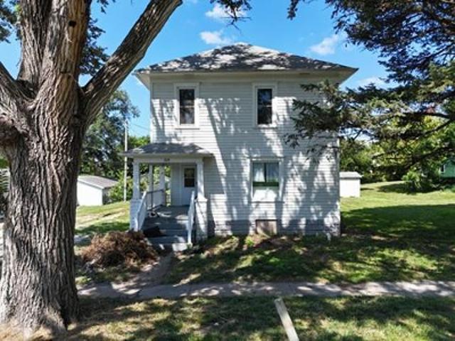 House for sale in Chariton, Iowa
