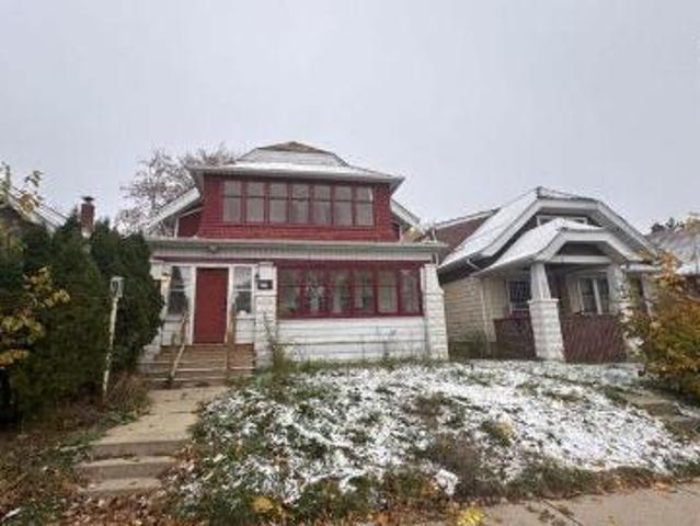 House for sale in Milwaukee, Wisconsin