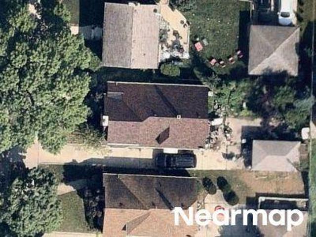 House for sale in Milwaukee, Wisconsin