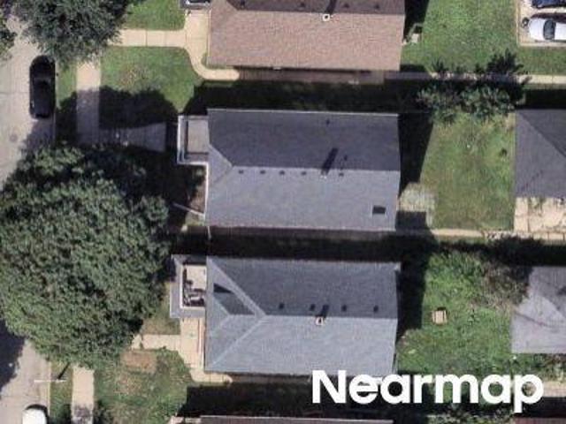 House for sale in Arlington Heights, Milwaukee