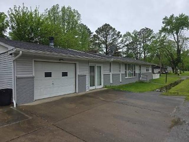 House for sale in Herrin