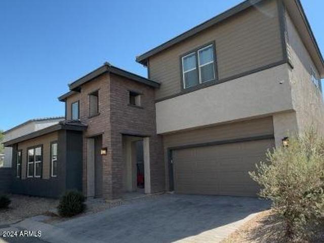 House for sale in Goodyear, Arizona