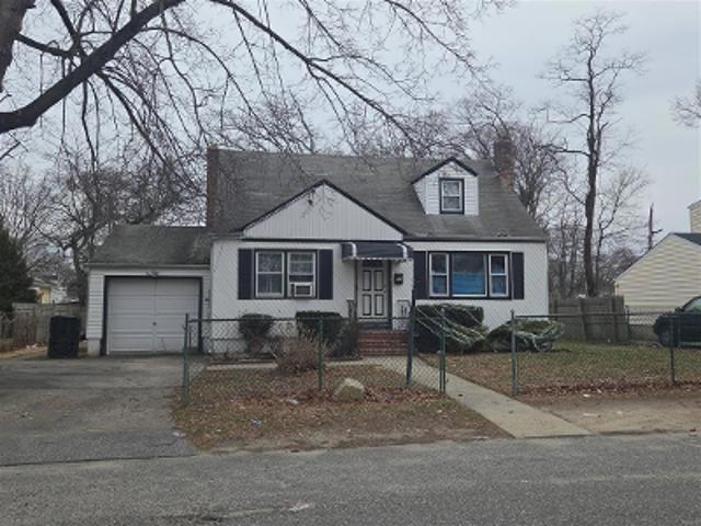 House for sale in Babylon, New York