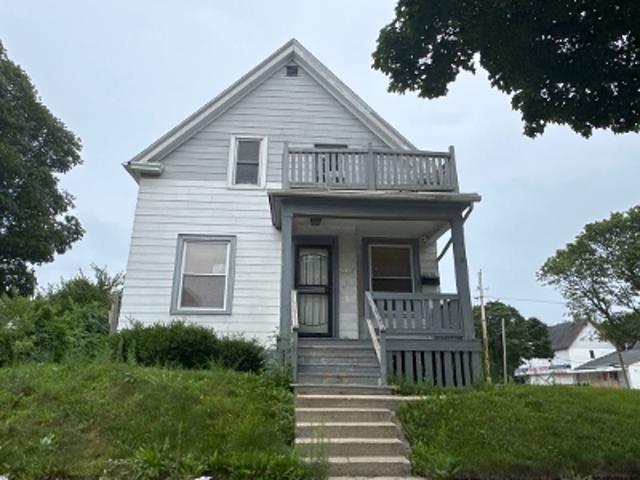 House for sale in Milwaukee, Wisconsin