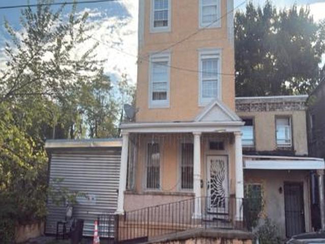House for sale in Philadelphia, Pennsylvania