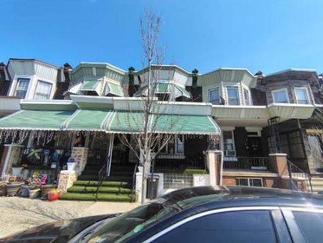 Condo for sale in Philadelphia, Pennsylvania