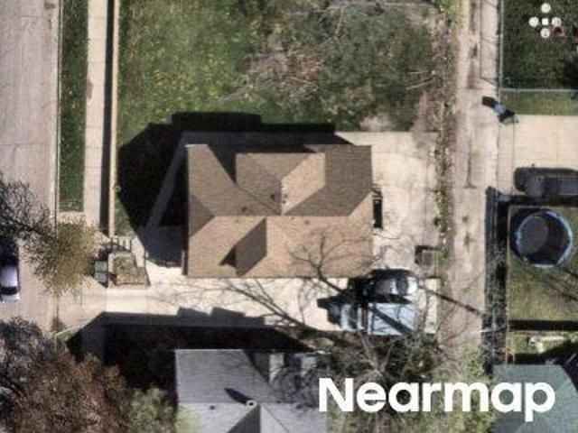 House for sale in Milwaukee, Wisconsin