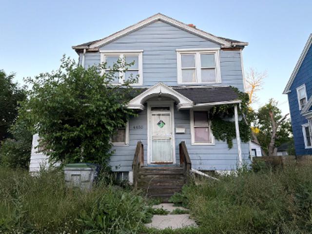 House for sale in Milwaukee, Wisconsin