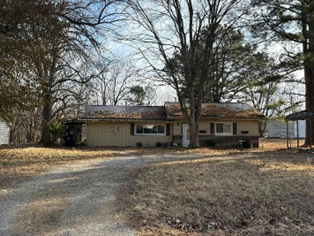 House for sale in Albion, Illinois