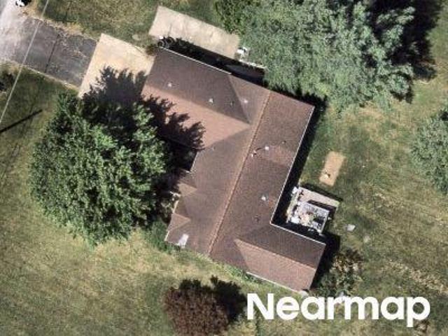 House for sale in Wolcottville, Indiana