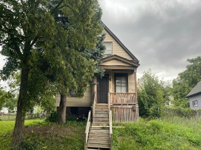 House for sale in Milwaukee, Wisconsin