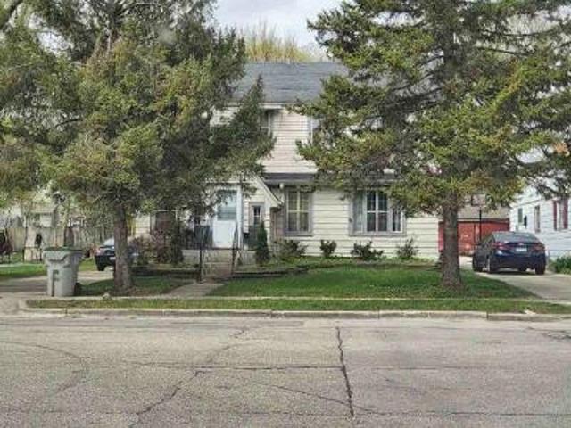 House for sale in Milwaukee, Wisconsin