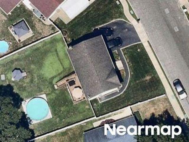 House for sale in Bohemia, New York